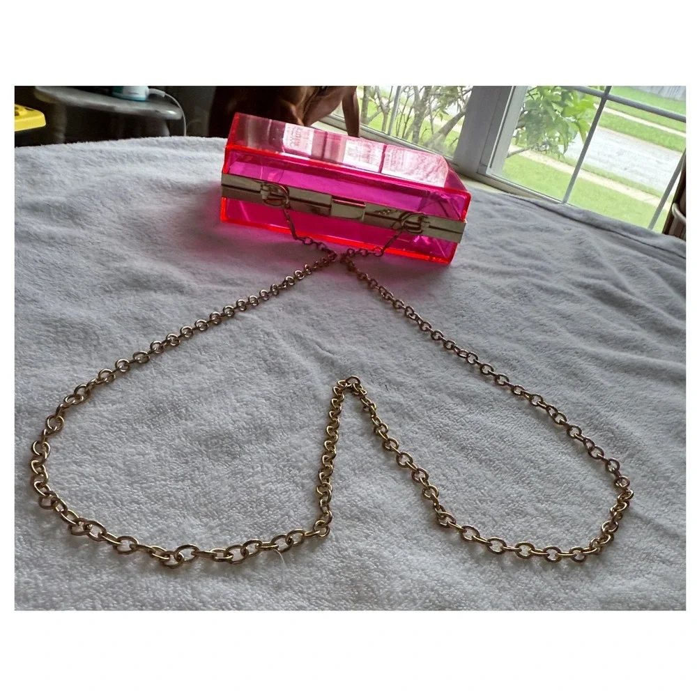 Concert Y2K Hot Pink Transparent Acrylic Box Clutch Gold Chain‎ Crossbody Bag